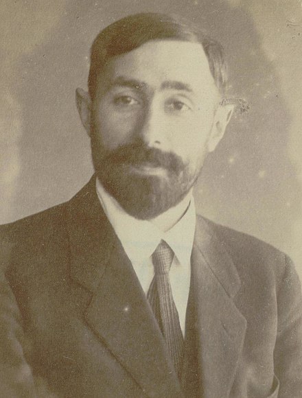 A portraint of Moses Schronfinkel in 1922